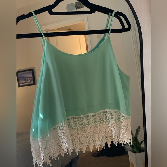Aquamarine Crop Tank Top - Picture 2 of 3